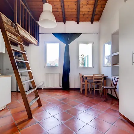 Apartman Mansardina Nosadella 8 By Wonderful Italy